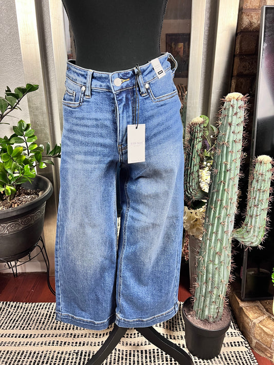 Judy Blue Wide Leg Cropped Jean